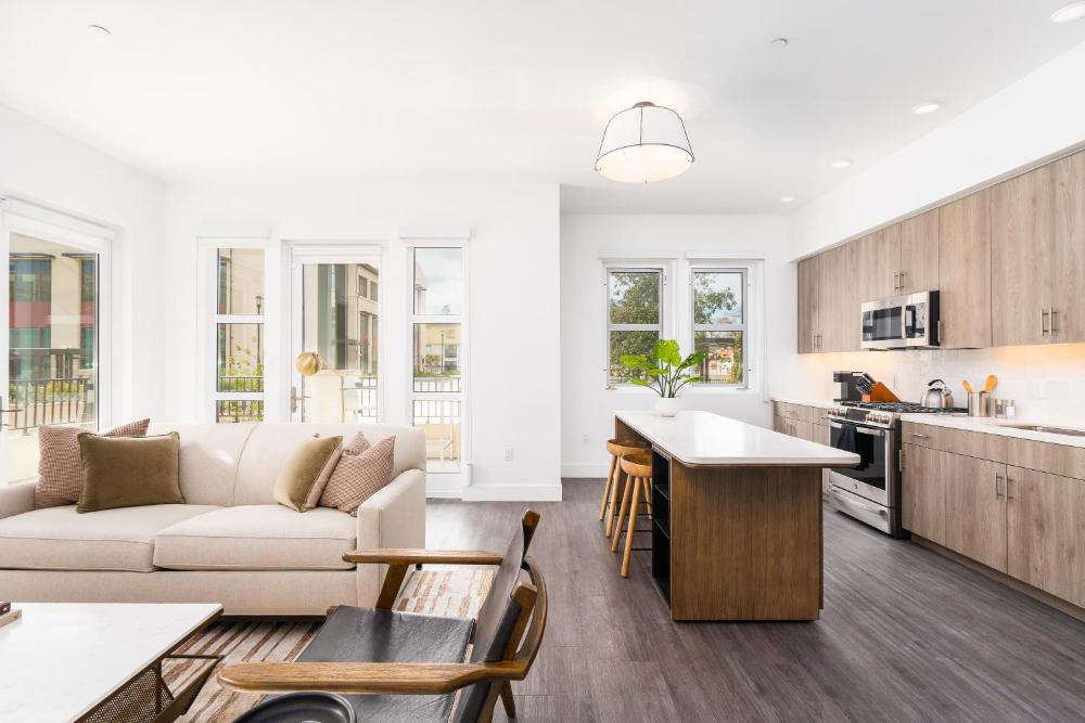 Mint House Menlo Park by Kasa